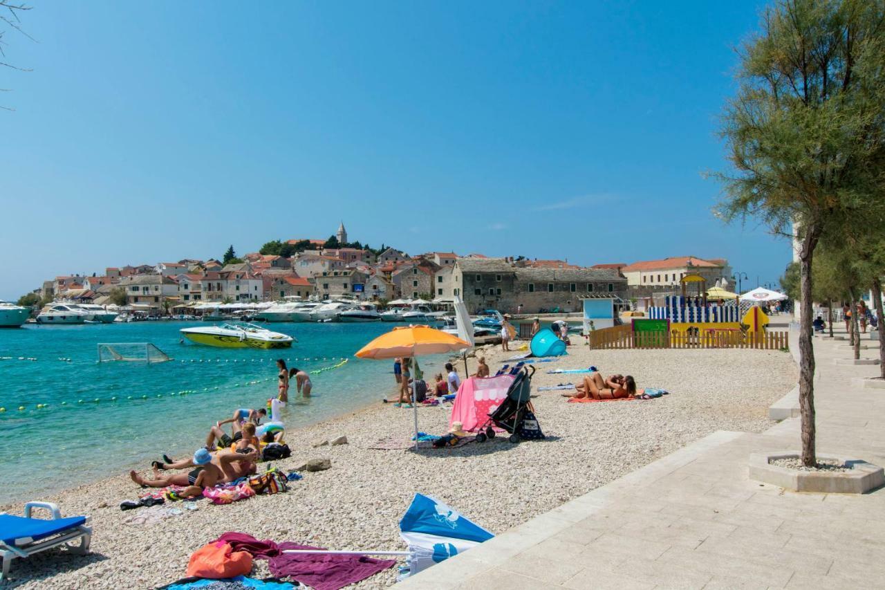 Apartments Guzela Primošten Εξωτερικό φωτογραφία